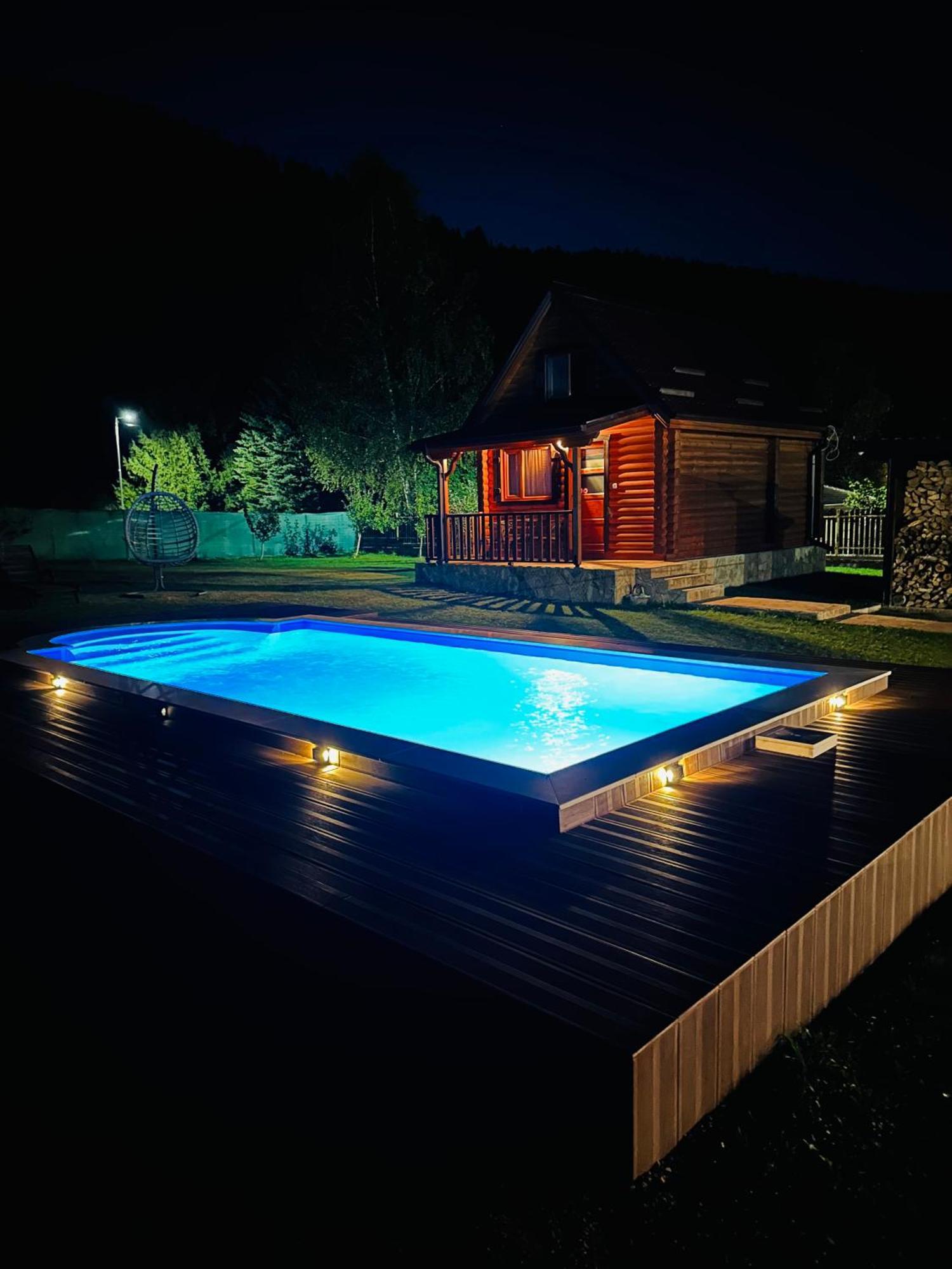 Villa Paradise ベリ・イスカ エクステリア 写真