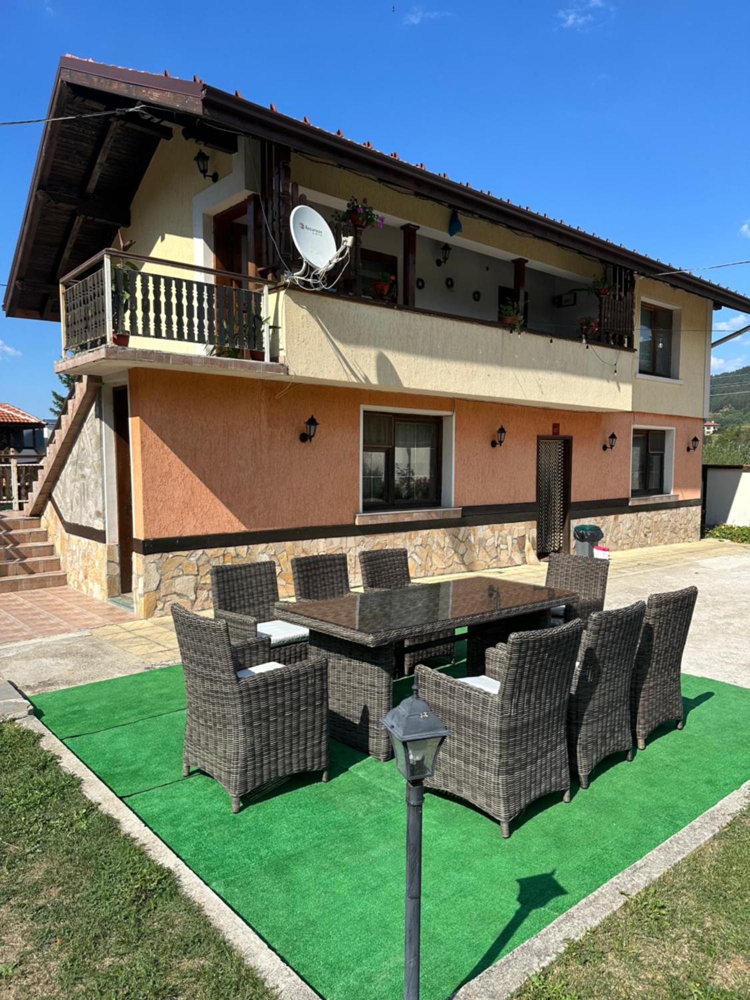 Villa Paradise ベリ・イスカ エクステリア 写真